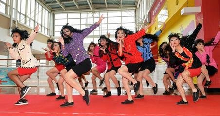 “曲線入編”沒有最卷，只有更卷：三支一扶，招個985大學(xué)研究生