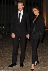 夏季穿搭原來如此簡單！多穿T恤、多穿藍(lán)色，清爽舒適又大方